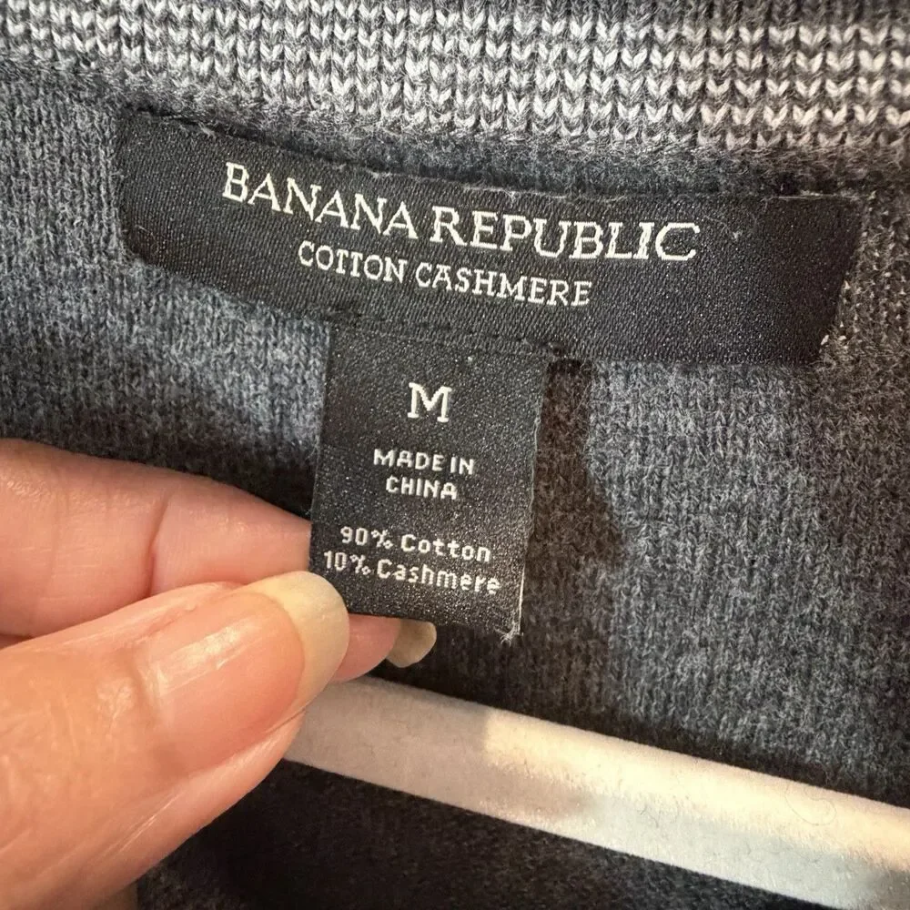 Banana Republic Luxury Blend Cashmere Cotton Pullover V-Neck Sweater Mens M Gray